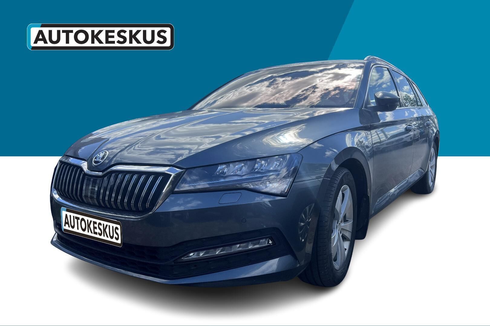 Skoda Superb iso kuva 0