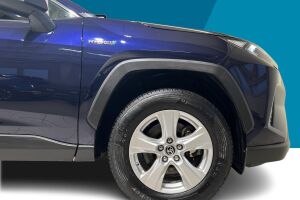 Toyota RAV4 esikatselu 13