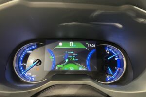 Toyota RAV4 esikatselu 14