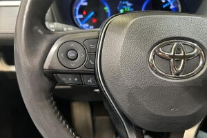 Toyota RAV4 esikatselu 23