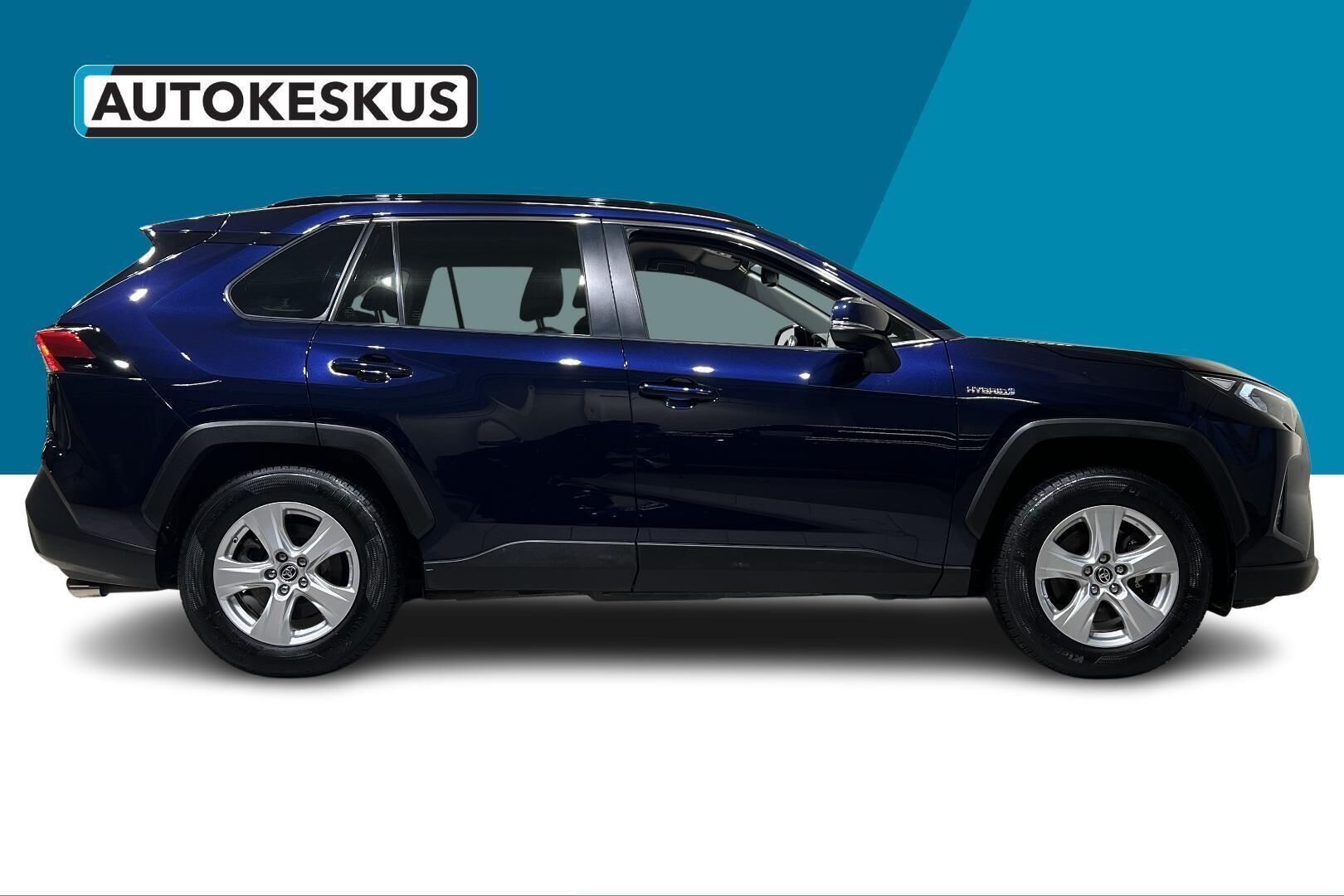 Toyota RAV4 iso kuva 4