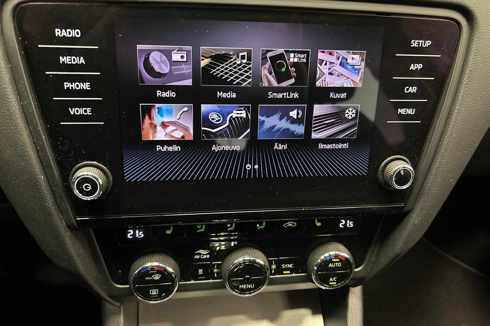 Skoda Octavia iso kuva 15