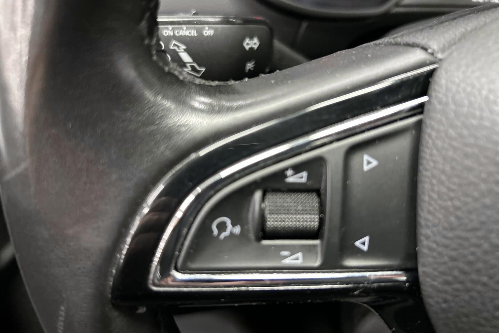 Skoda Octavia iso kuva 24