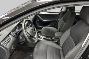 Skoda Octavia esikatselu 8