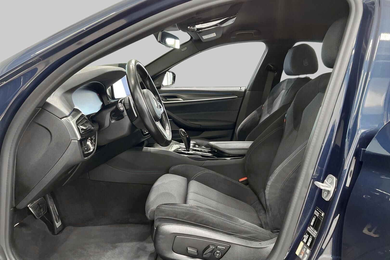 BMW 5-sarja iso kuva 9