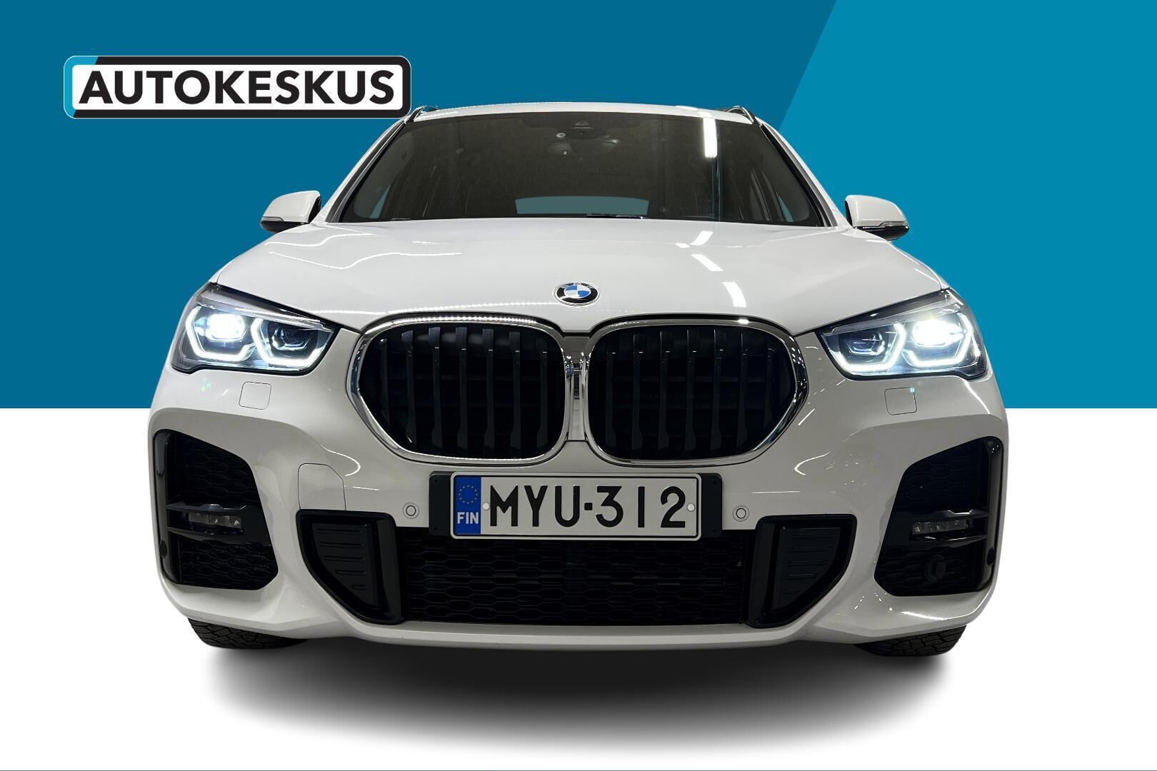 BMW X1 iso kuva 19