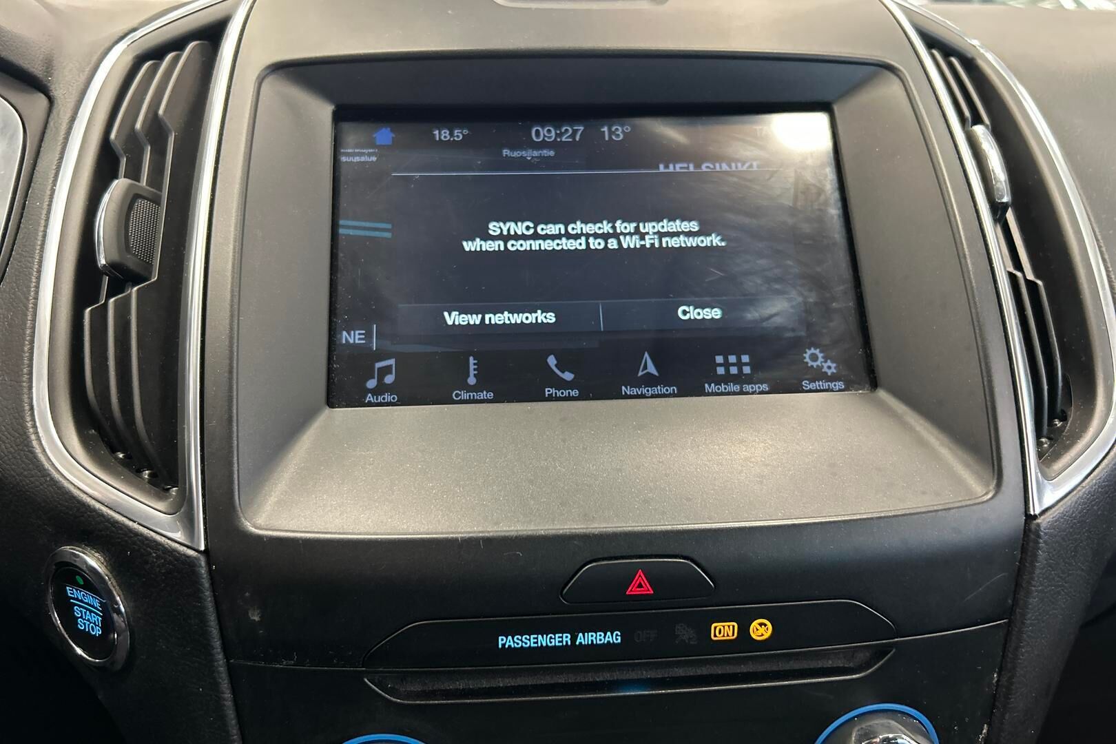 Ford Galaxy iso kuva 14