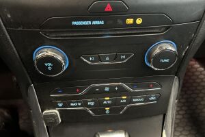 Ford Galaxy esikatselu 18