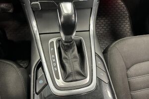 Ford Galaxy esikatselu 19