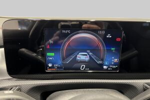 Mercedes-Benz CLA esikatselu 11