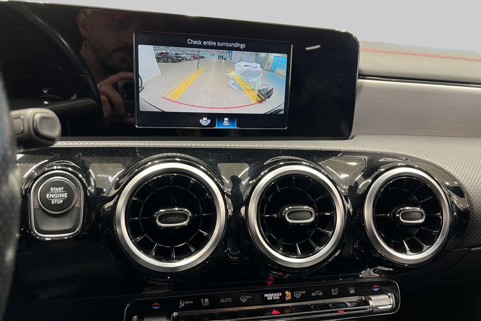 Mercedes-Benz CLA iso kuva 15