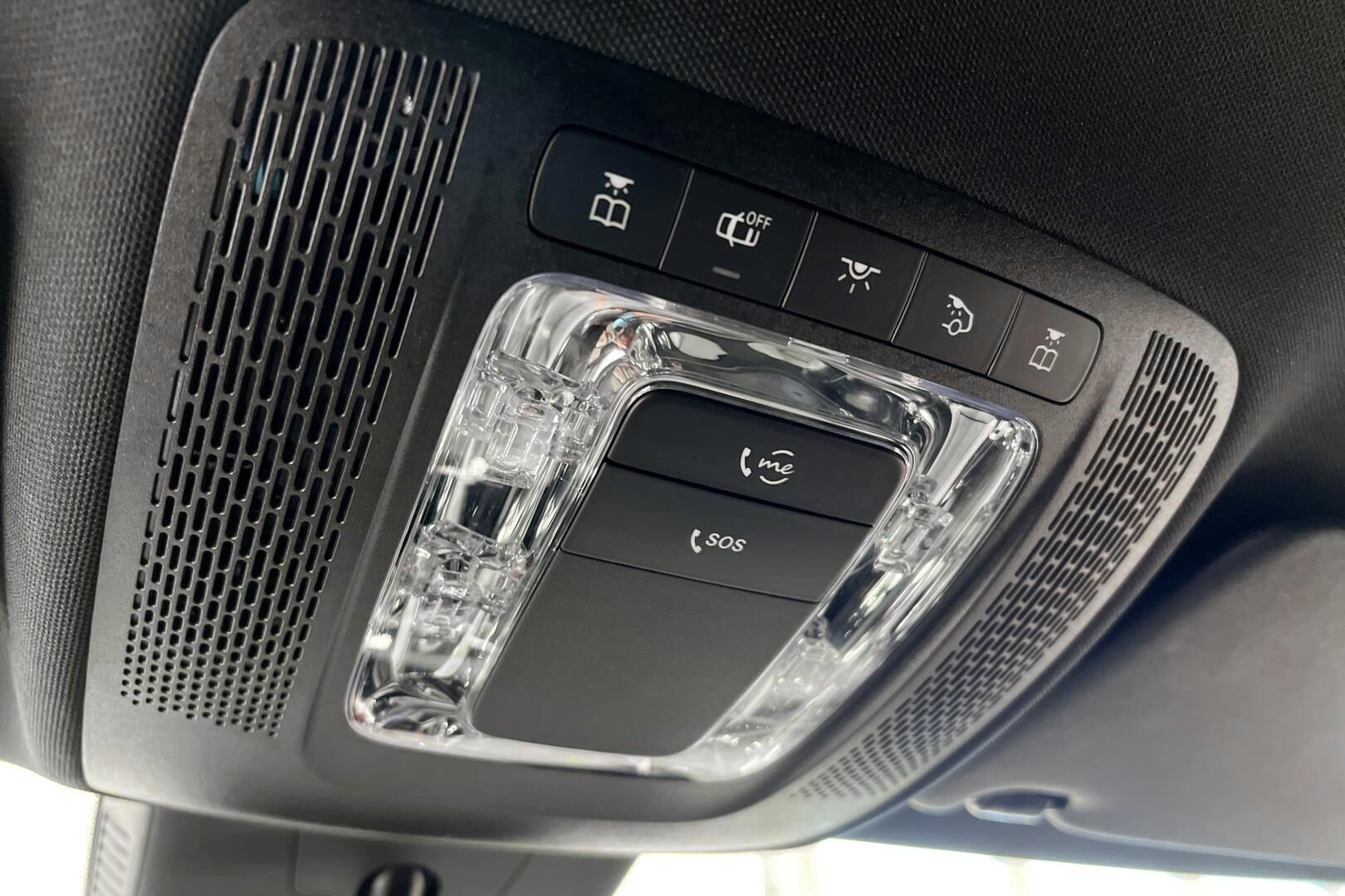 Mercedes-Benz CLA iso kuva 25