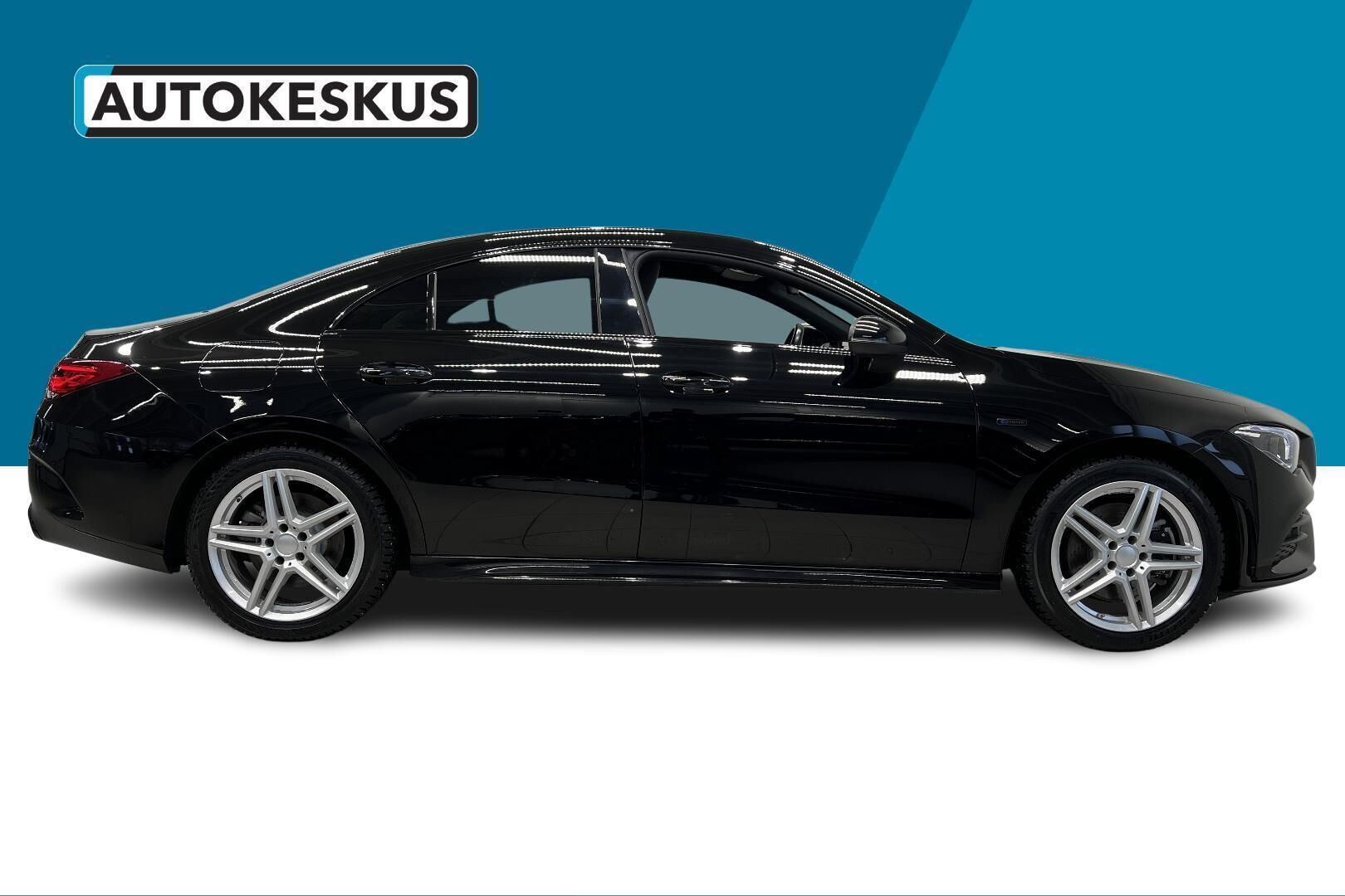 Mercedes-Benz CLA iso kuva 4