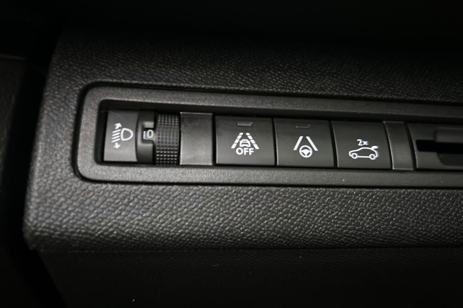 Peugeot 5008 iso kuva 19