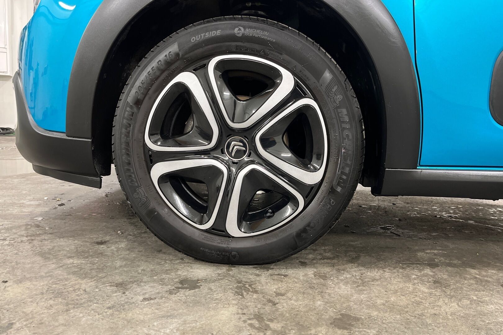 Citroen C3 iso kuva 11