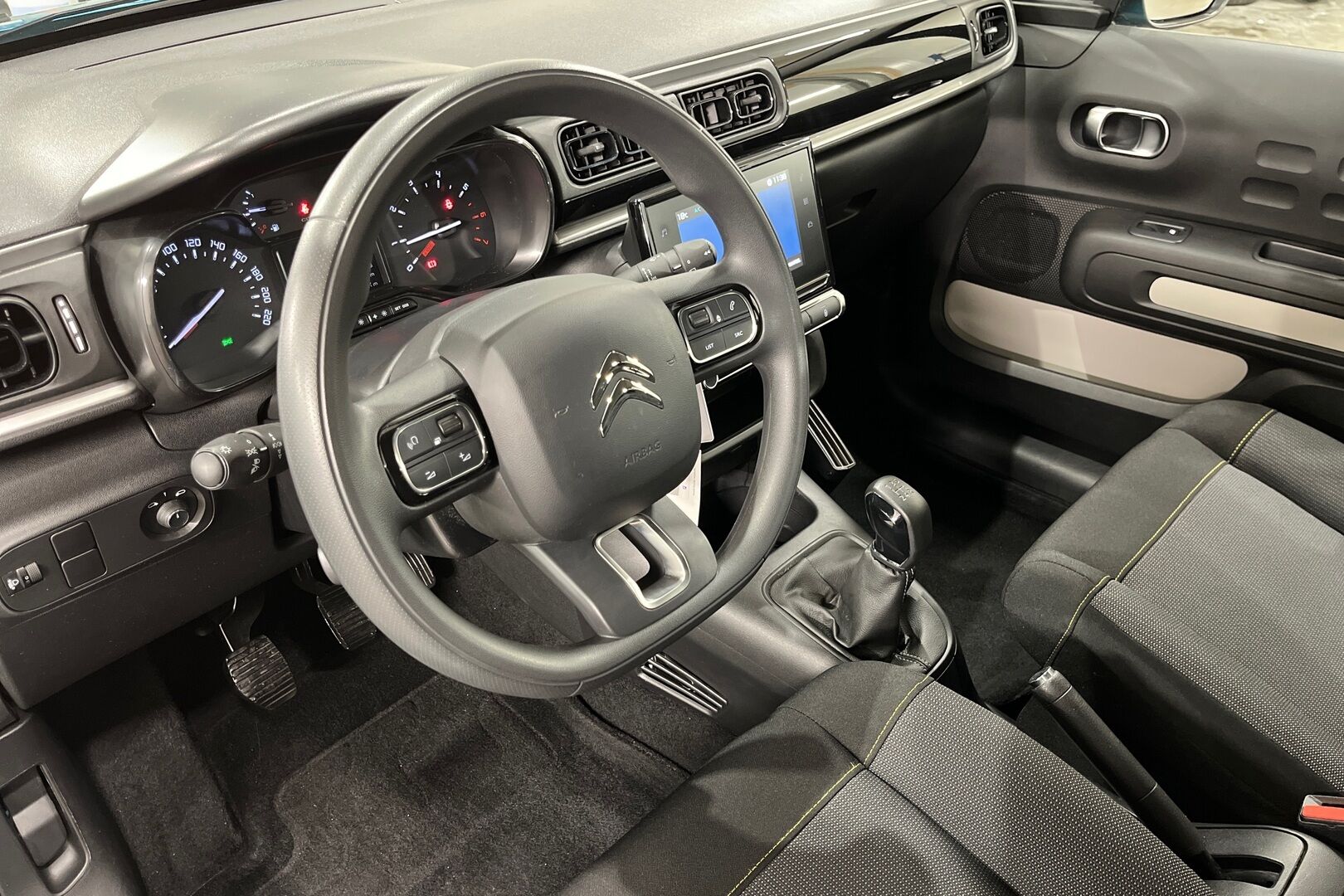 Citroen C3 iso kuva 7