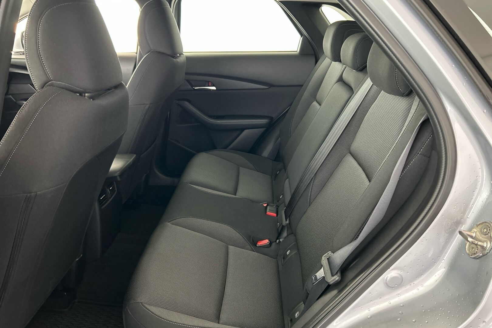 Mazda CX-30 iso kuva 18