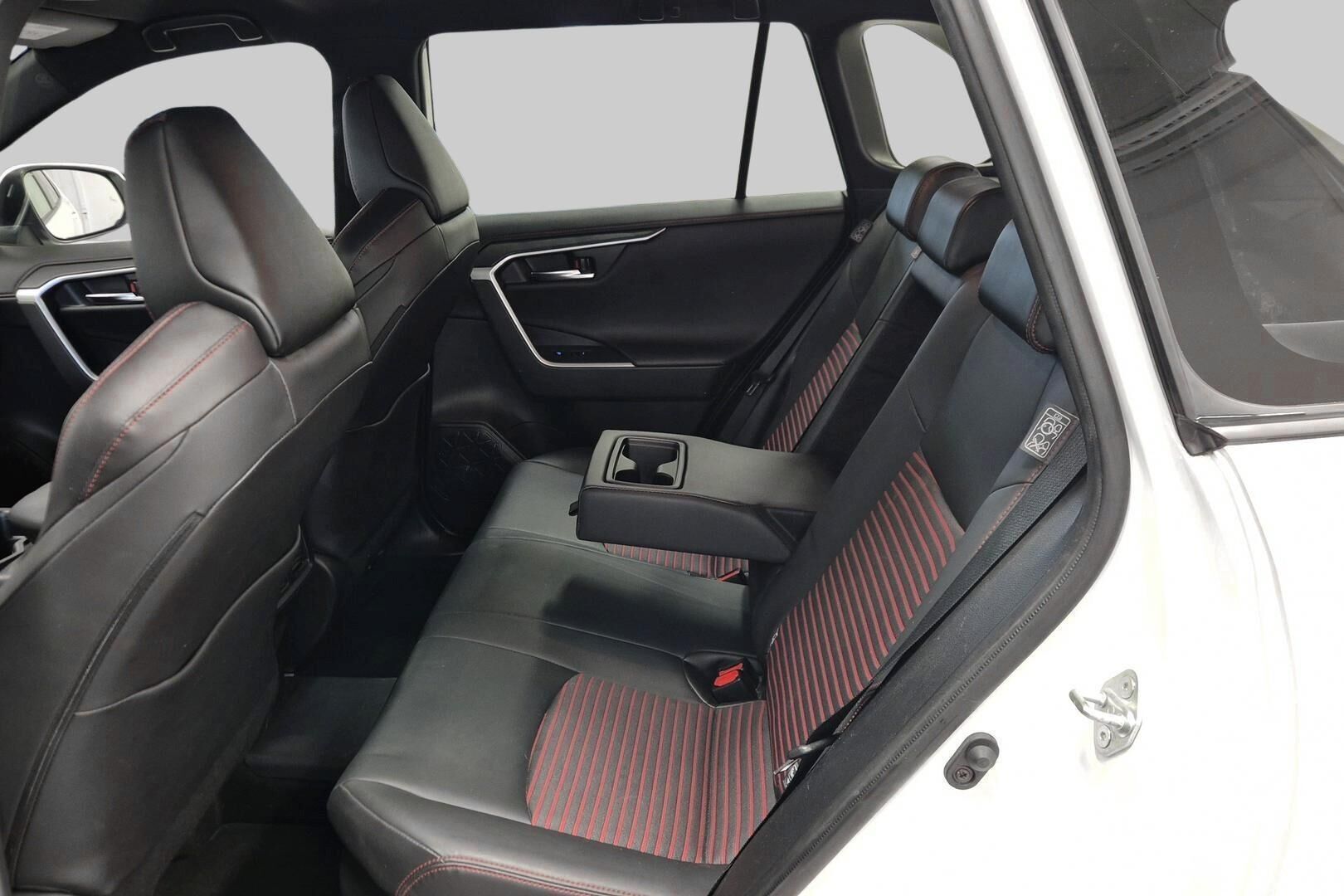 Suzuki Across iso kuva 10
