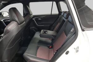 Suzuki Across esikatselu 10