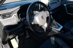 Suzuki Across esikatselu 1