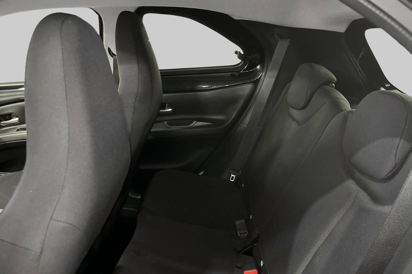 Toyota Aygo X iso kuva 6