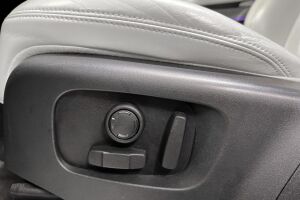 Land Rover Range Rover Sport esikatselu 8