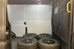 Ford Transit esikatselu 10