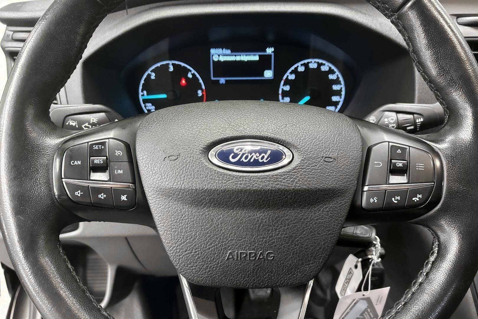 Ford Transit iso kuva 16