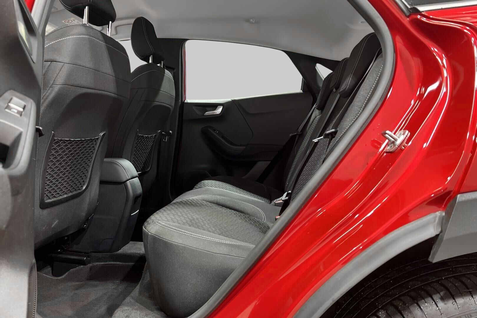 Ford Puma iso kuva 10