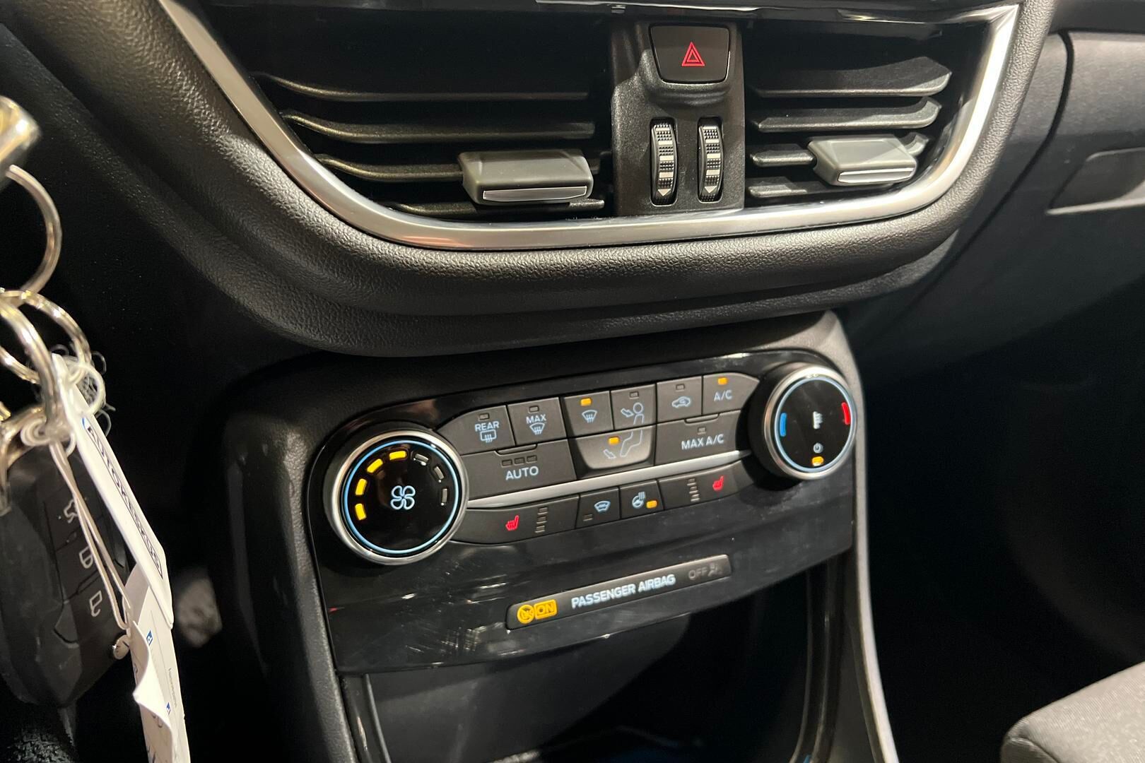 Ford Puma iso kuva 18