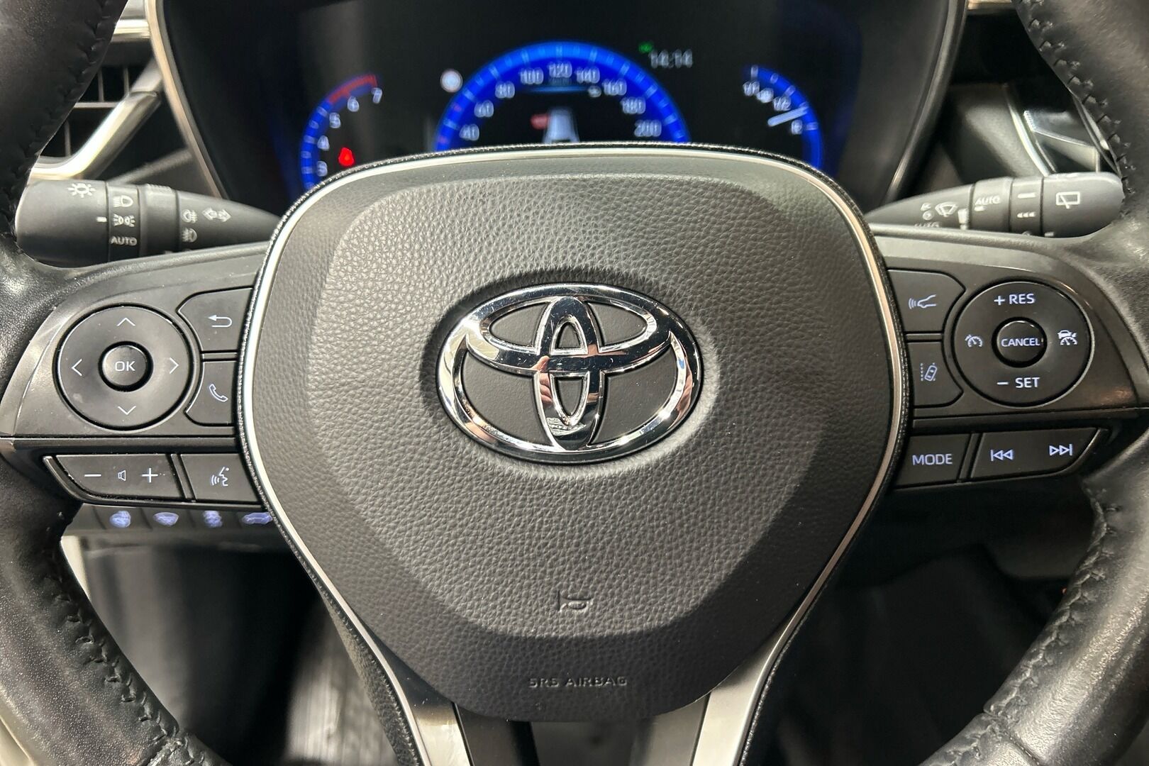 Toyota Corolla iso kuva 16