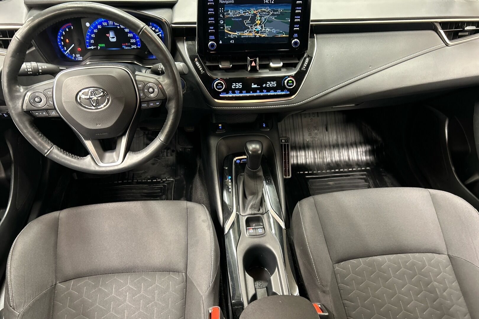 Toyota Corolla iso kuva 6