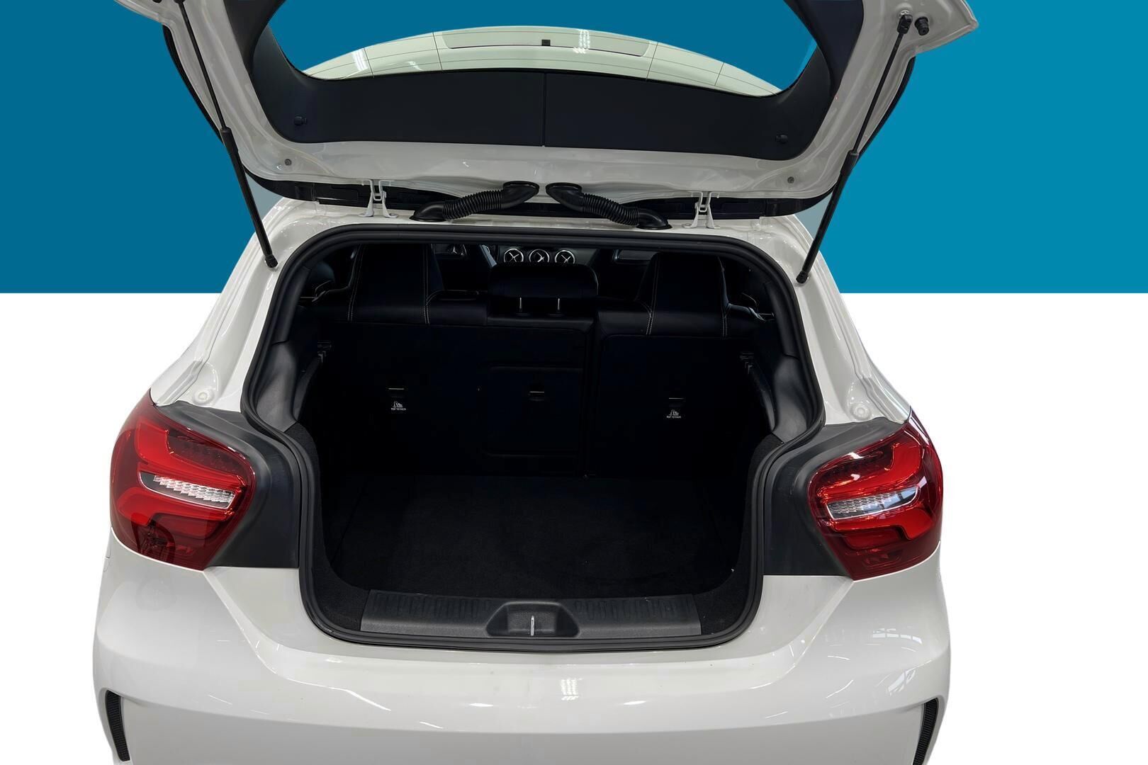 Mercedes-Benz A iso kuva 12