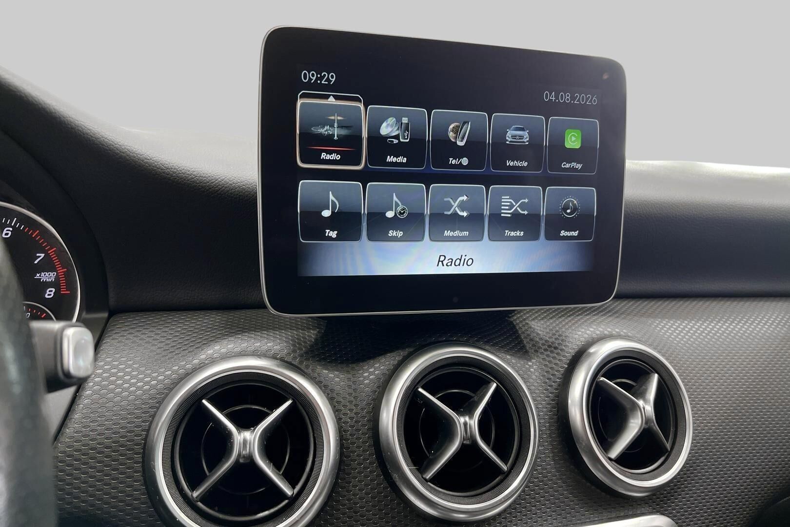 Mercedes-Benz A iso kuva 16