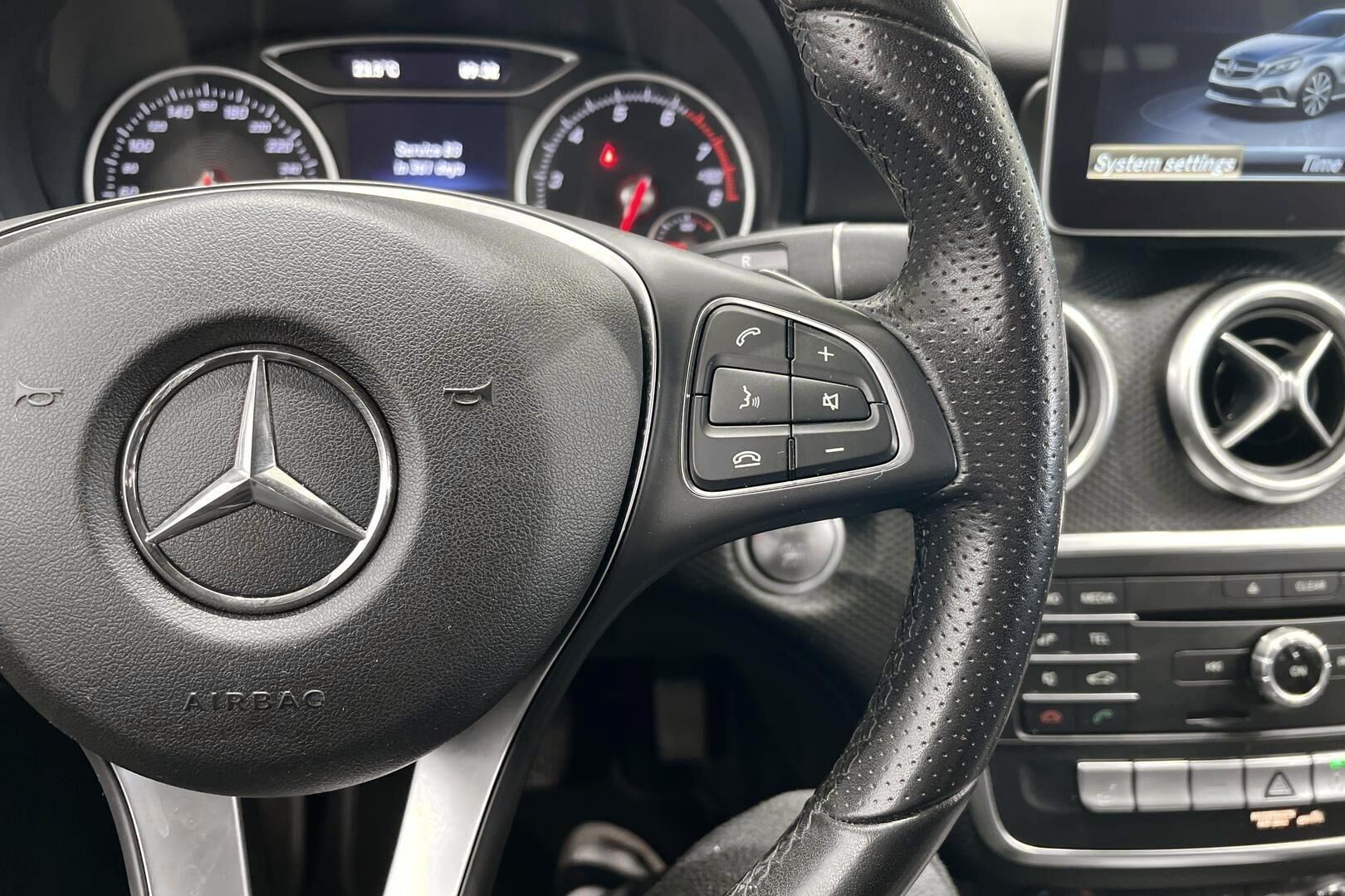 Mercedes-Benz A iso kuva 27