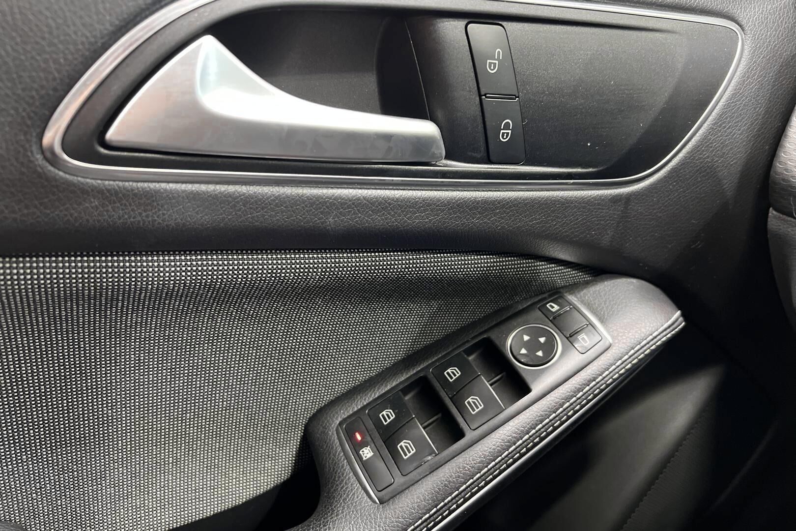 Mercedes-Benz A iso kuva 30