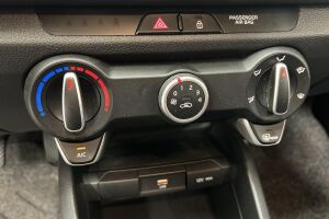 Kia Rio esikatselu 20