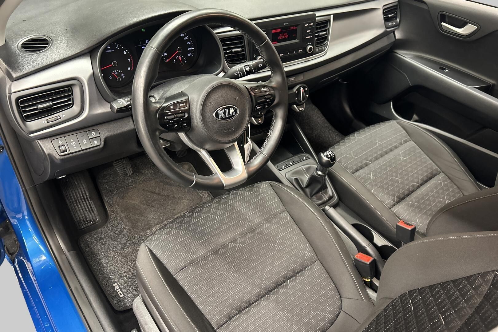 Kia Rio iso kuva 9