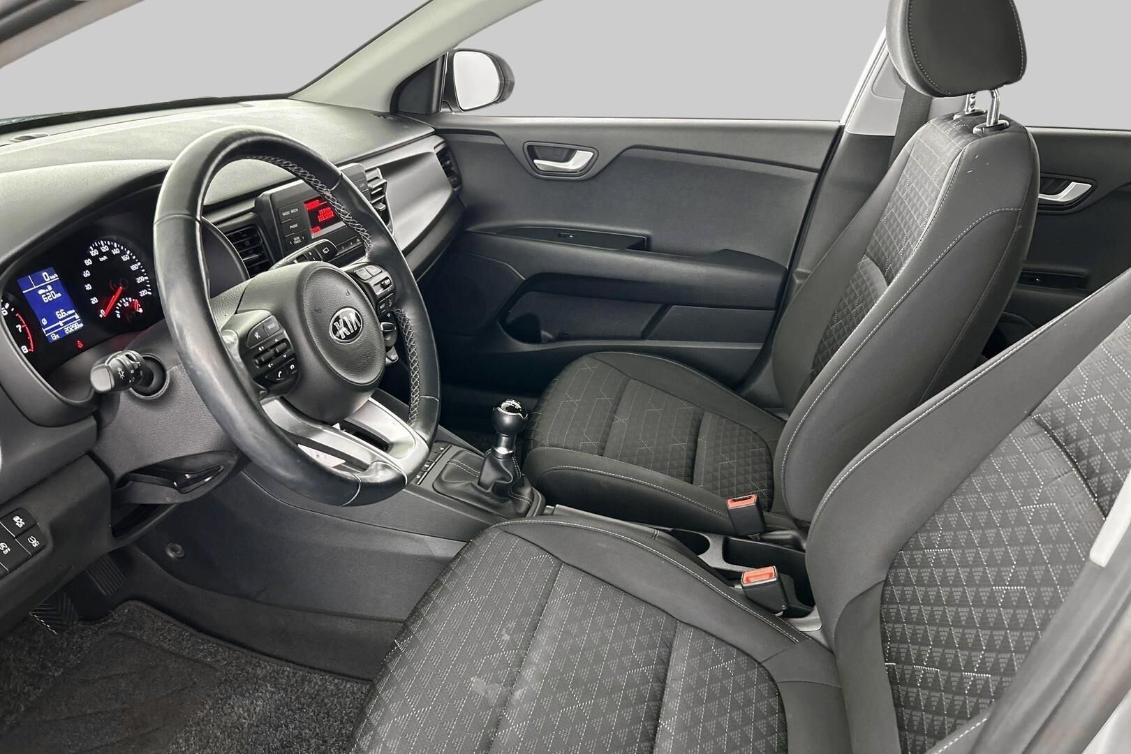Kia Rio iso kuva 8