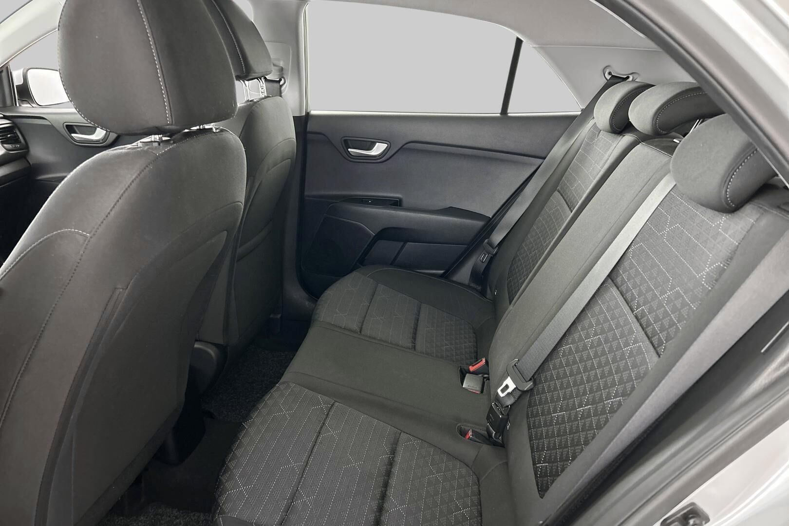 Kia Rio iso kuva 9