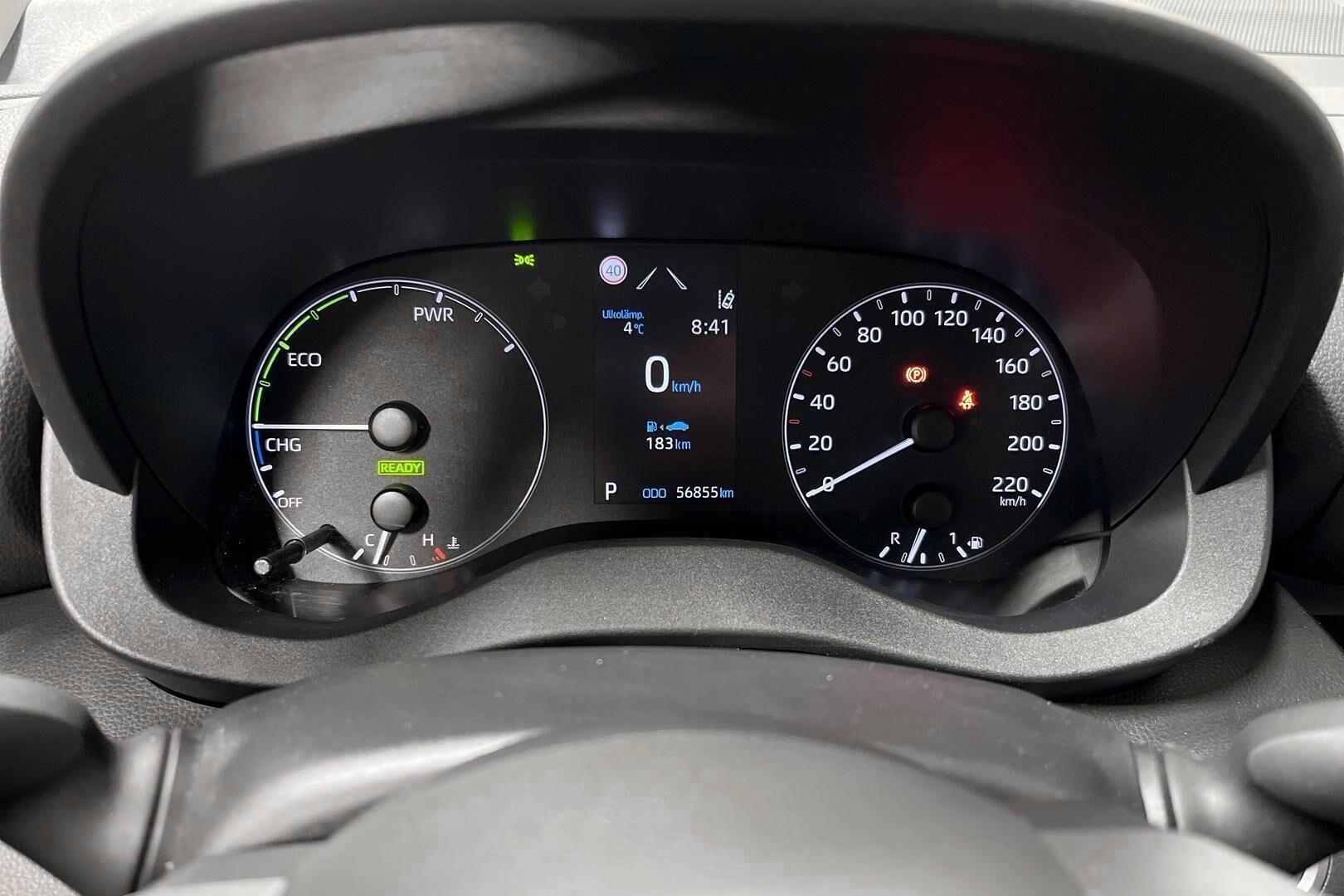 Toyota Yaris iso kuva 10