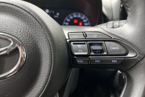 Toyota Yaris esikatselu 13