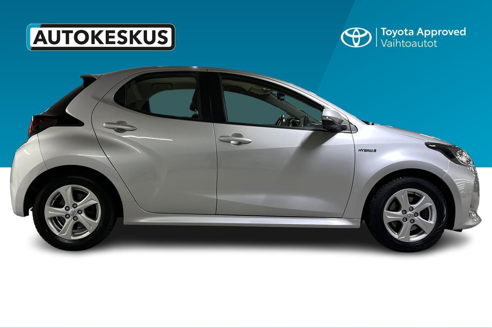 Toyota Yaris iso kuva 2