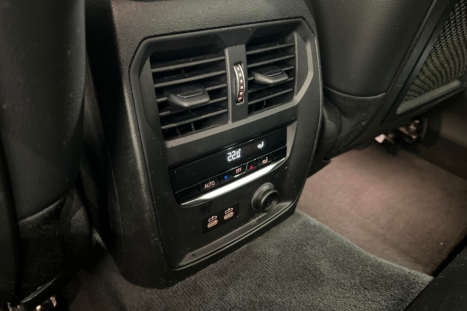 BMW 3-sarja iso kuva 28