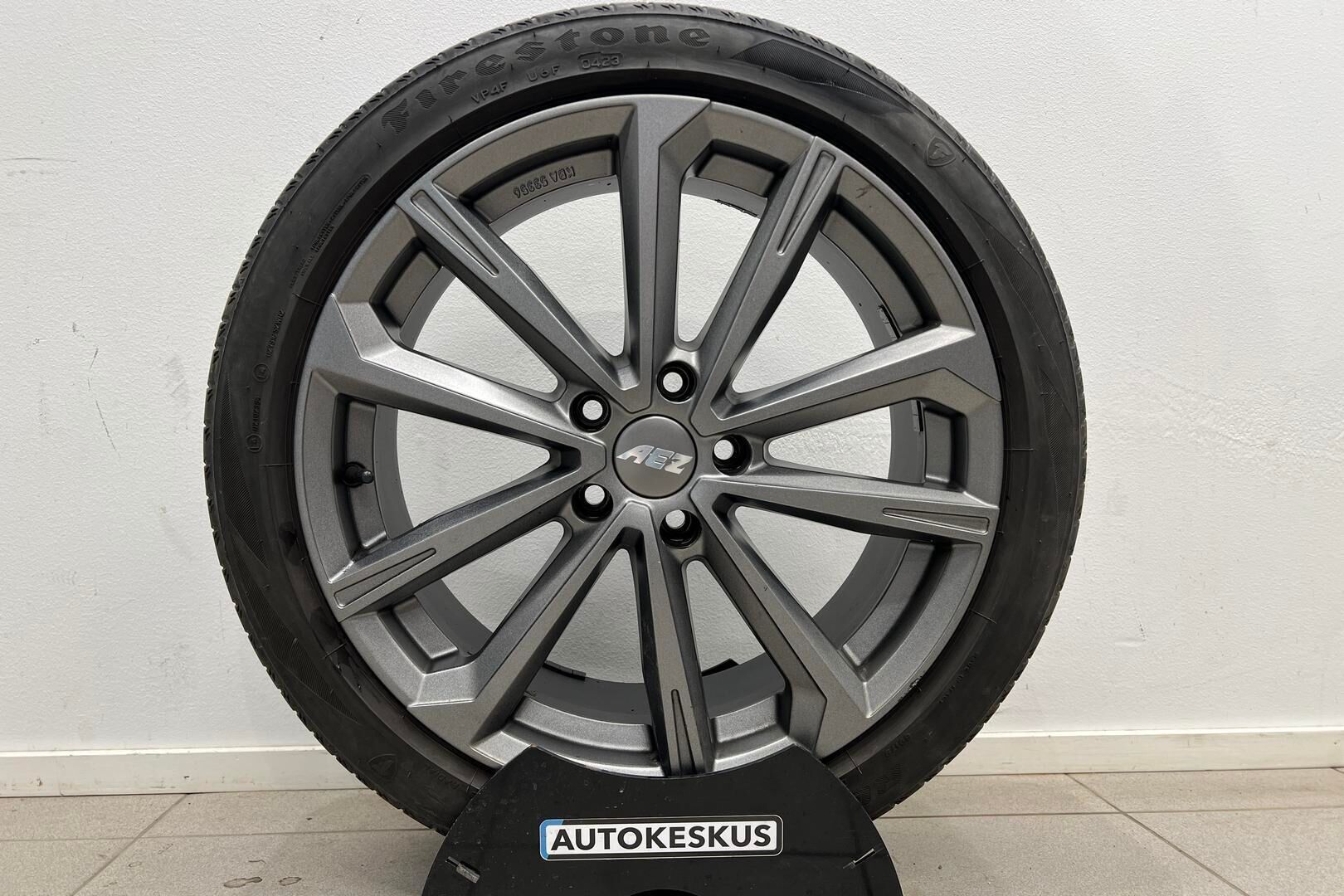 BMW 3-sarja iso kuva 30