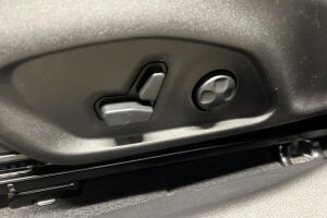 Jeep Compass esikatselu 16