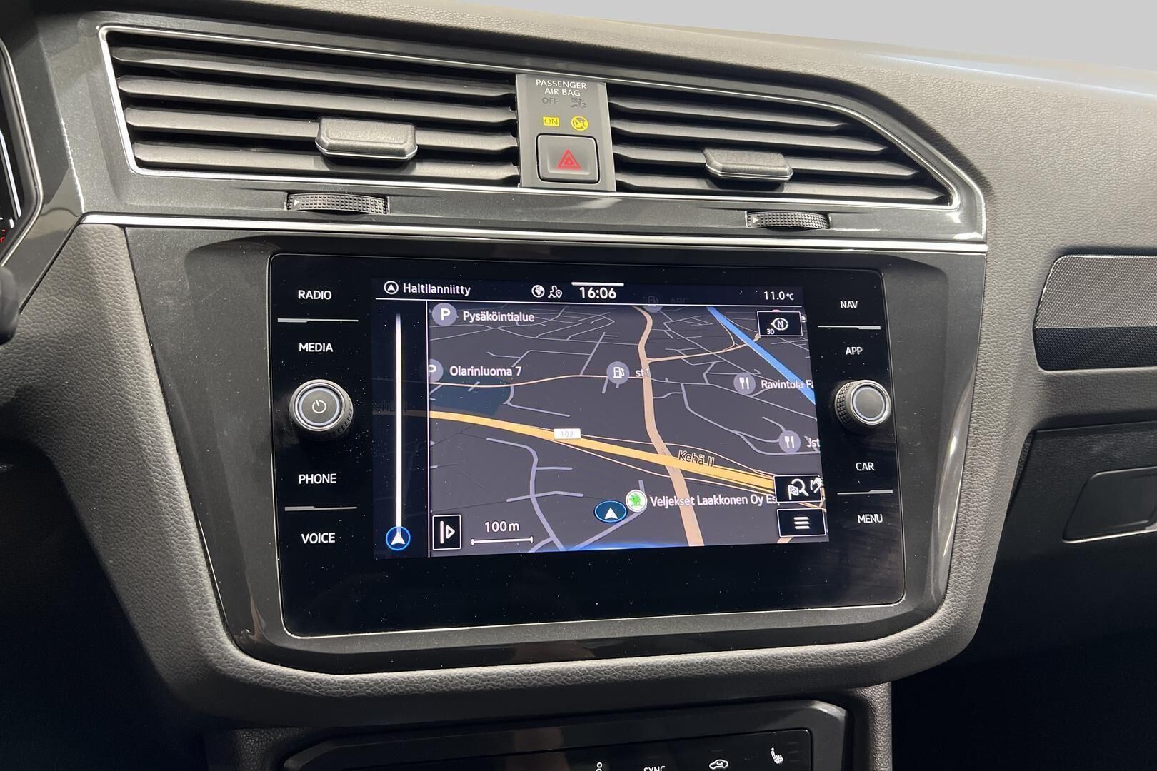 Volkswagen Tiguan iso kuva 16