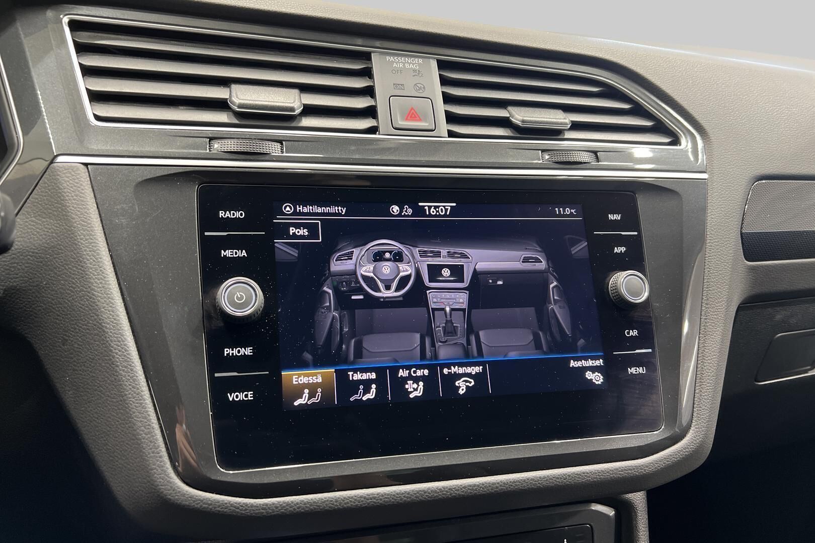 Volkswagen Tiguan iso kuva 21