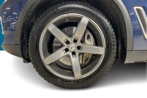 BMW X5 esikatselu 11