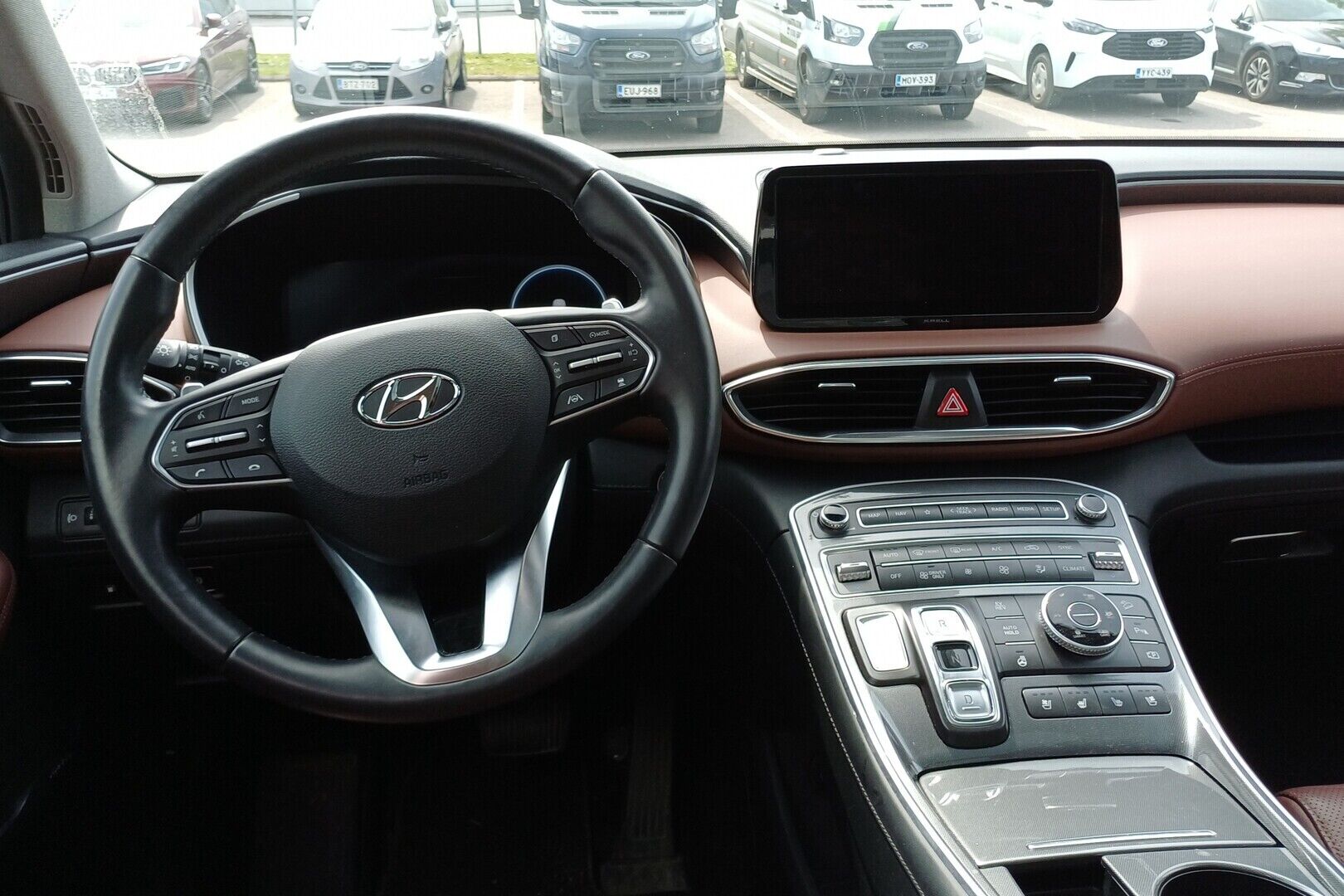 Hyundai Santa Fe iso kuva 1